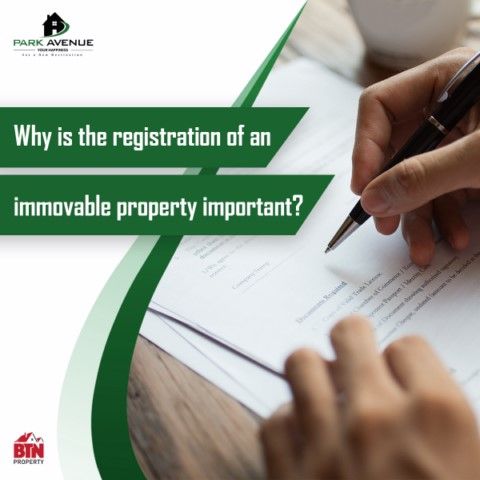 Why is the registration of immovable property important in Pakistan?