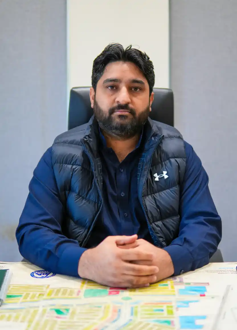 Mr. Tariq Sandhu