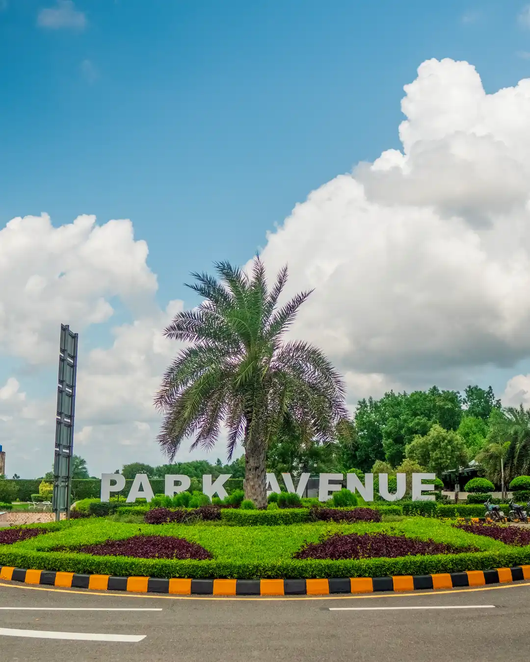 Park Avenue entrance