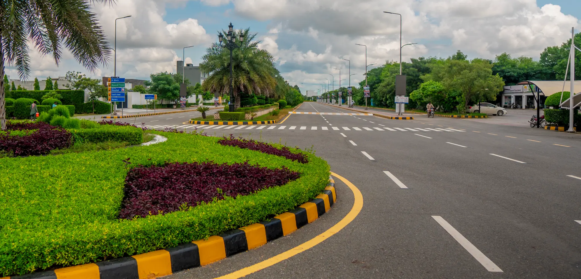 Carpeted road within the society